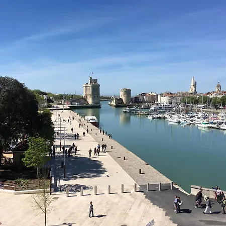 Vue Port * La Rochelle (Charente-Maritime)